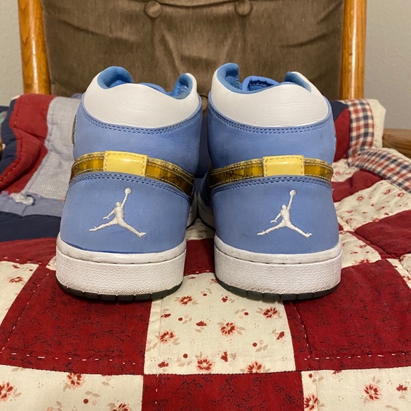 Jordan 1 Alpha - Picture 3 of 7
